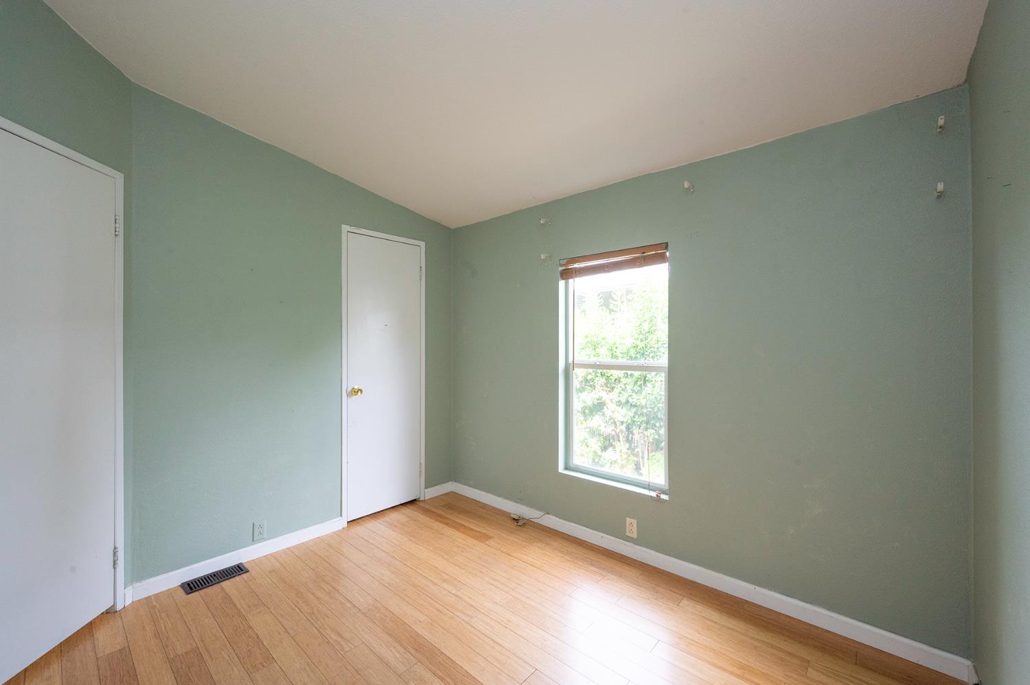 132 Danielle Way Folsom, CA 95630 - Photo 32 of 52 a view of empty room with window