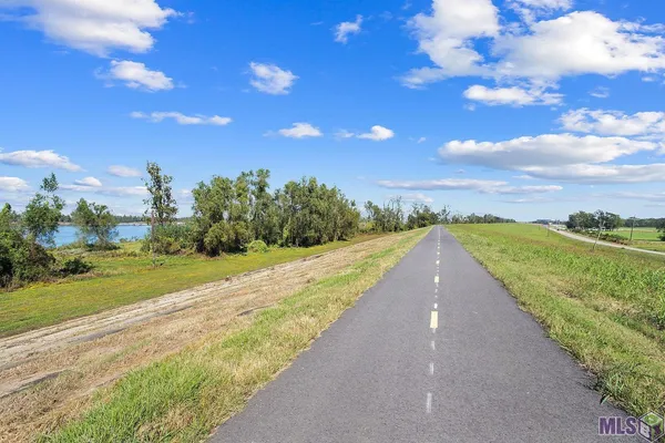 $539,900 | 4463 Camargue Avenue, Baton Rouge, LA 70820