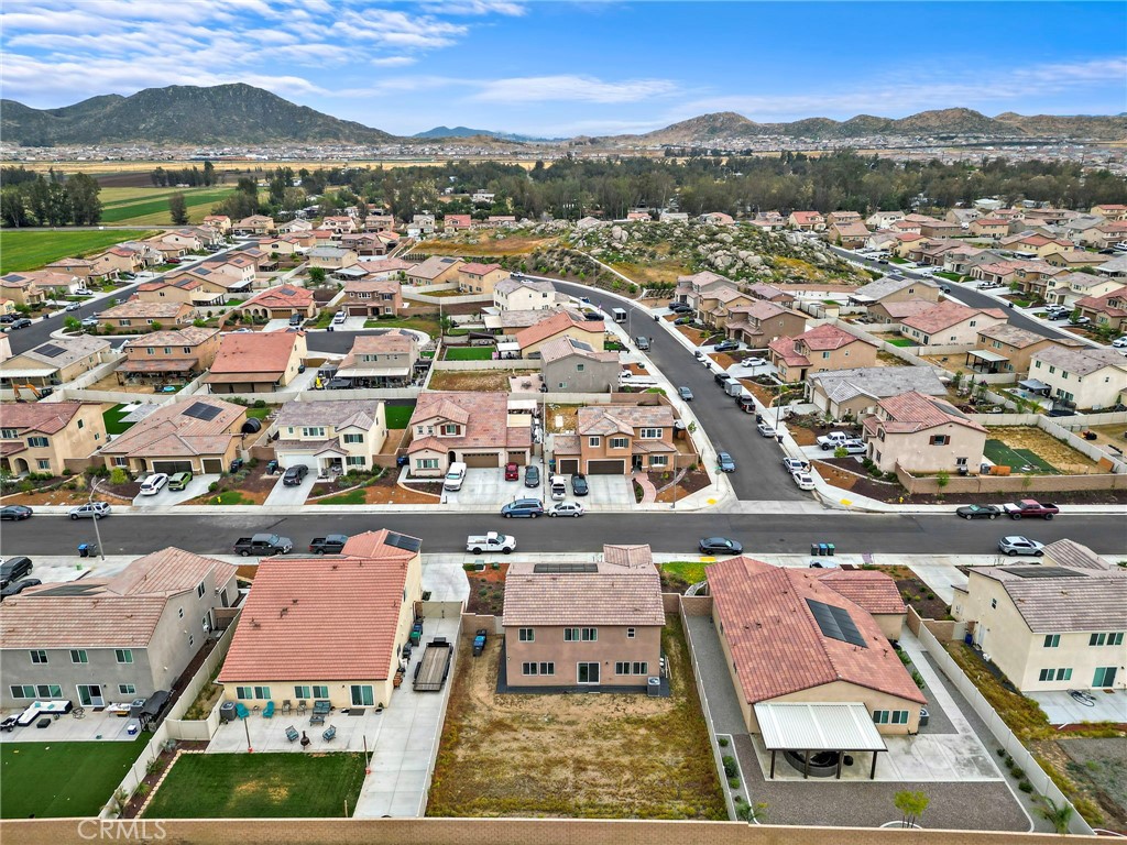 31324 Scrub Jay Road Winchester, CA 92596 - Photo 35 of 38