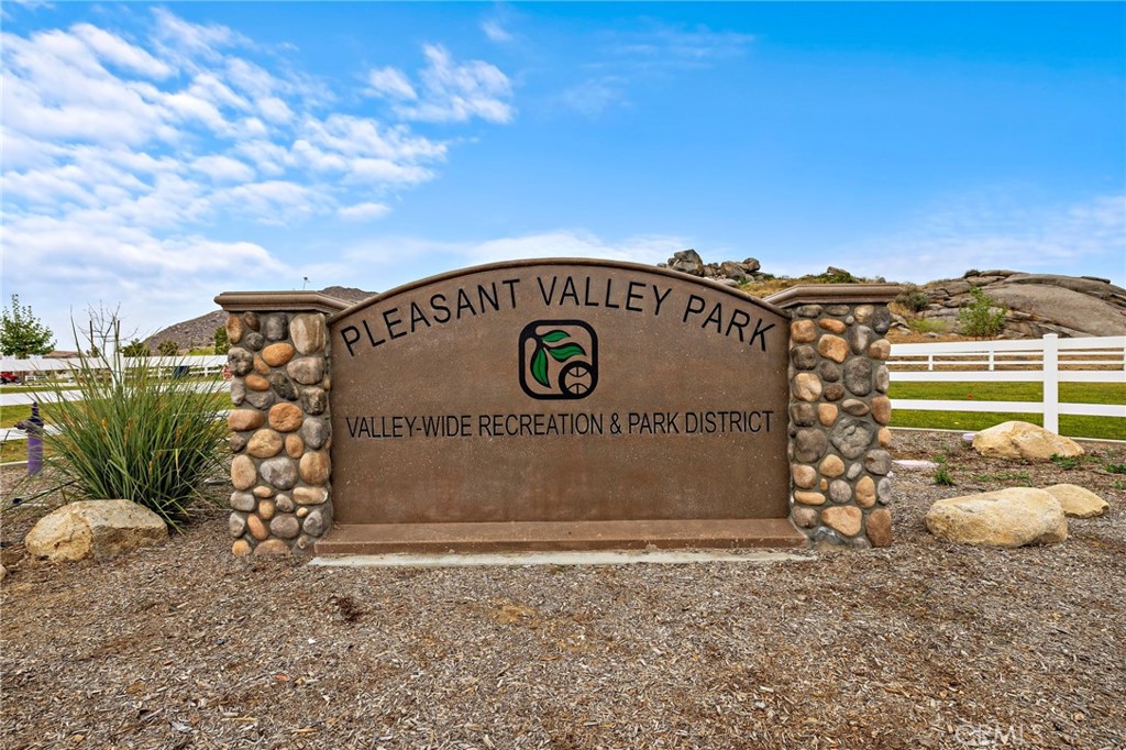 31324 Scrub Jay Road Winchester, CA 92596 - Photo 36 of 38