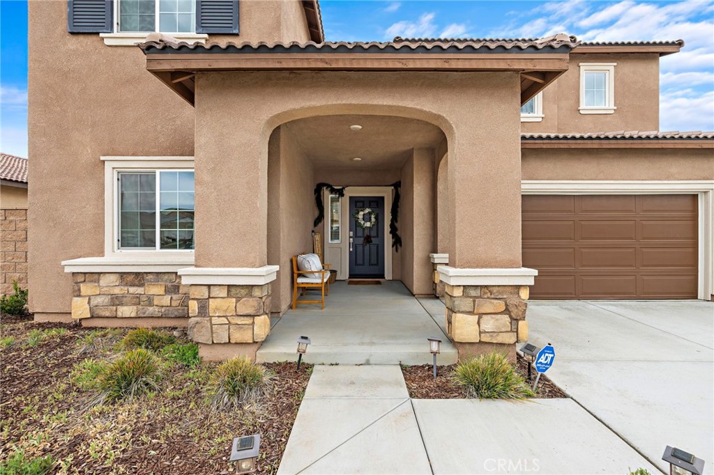 31324 Scrub Jay Road Winchester, CA 92596 - Photo 4 of 38