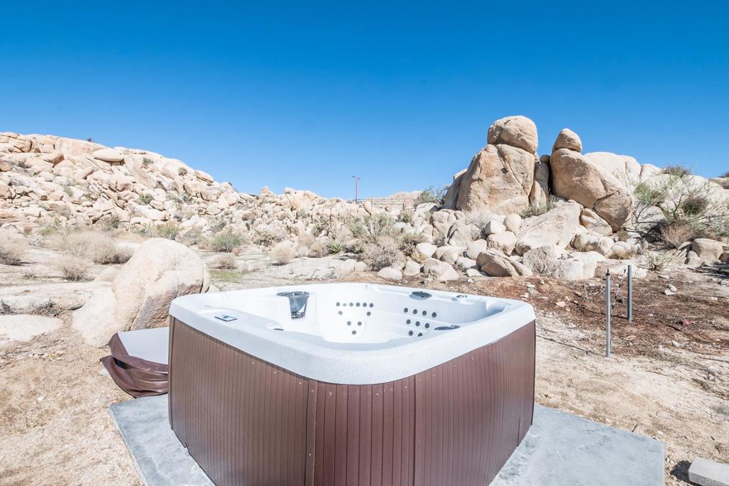 6295 Avila Road Yucca Valley, CA 92284 - Photo 51 of 75
