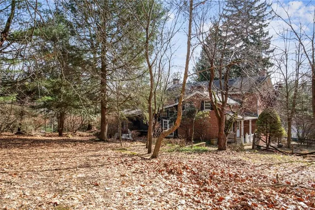 $775,000 | 469 Ross Road, Eighty Four, PA 15330