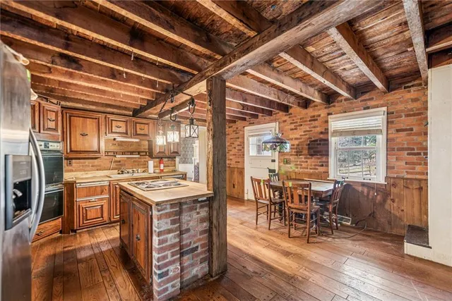 $775,000 | 469 Ross Road, Eighty Four, PA 15330