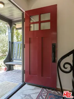 $2,595,000 | 1602 Golf Club Drive, Glendale, CA 91206