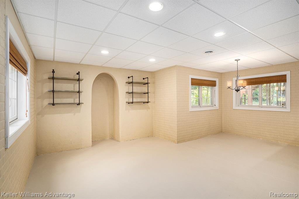 49669 Timber Trail Novi, MI 48374 - Photo 29 of 58 Gallery Image 29