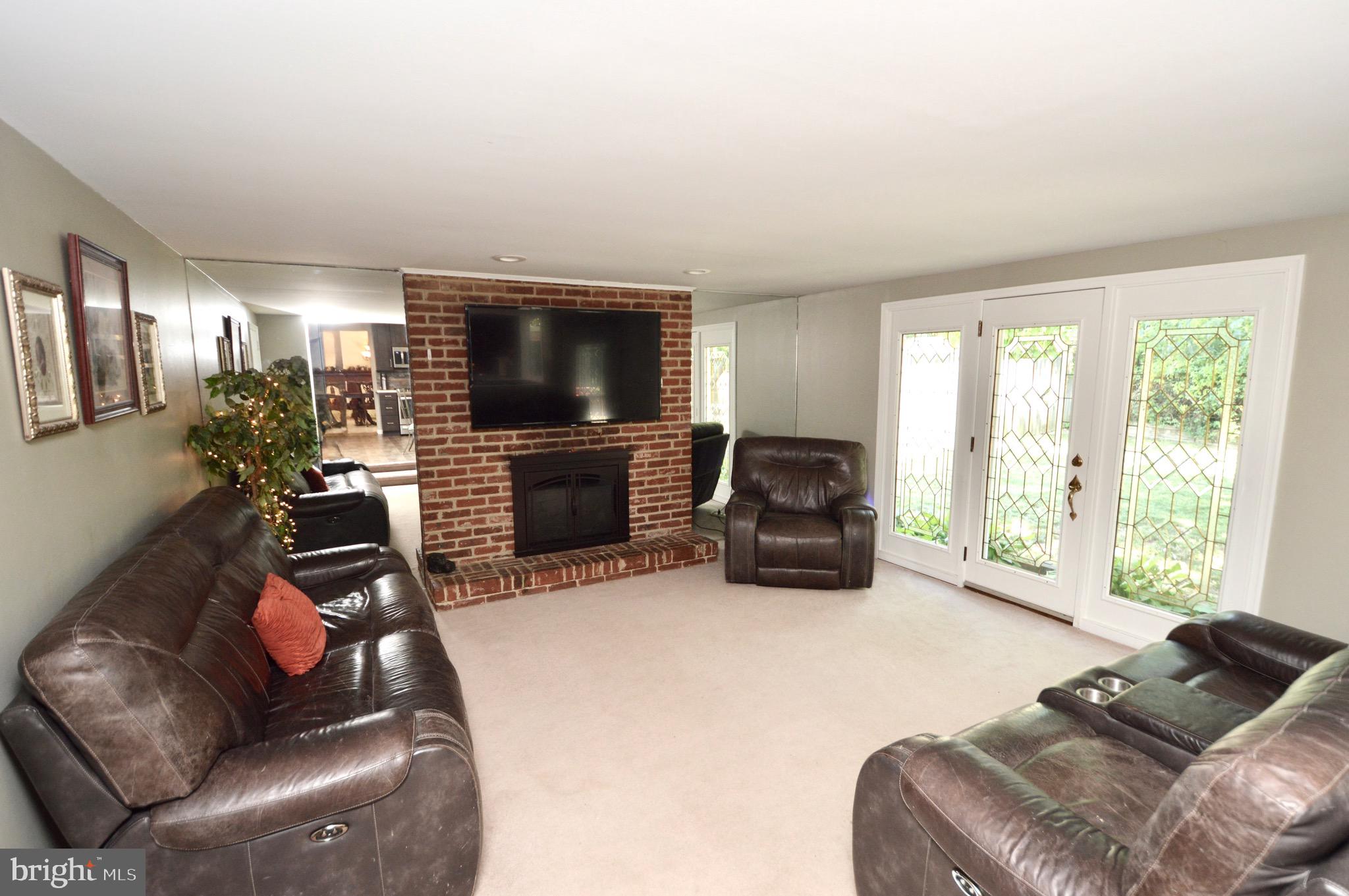 423 Old Orchard Road Cherry Hill, NJ 08003 - Photo 9 of 26