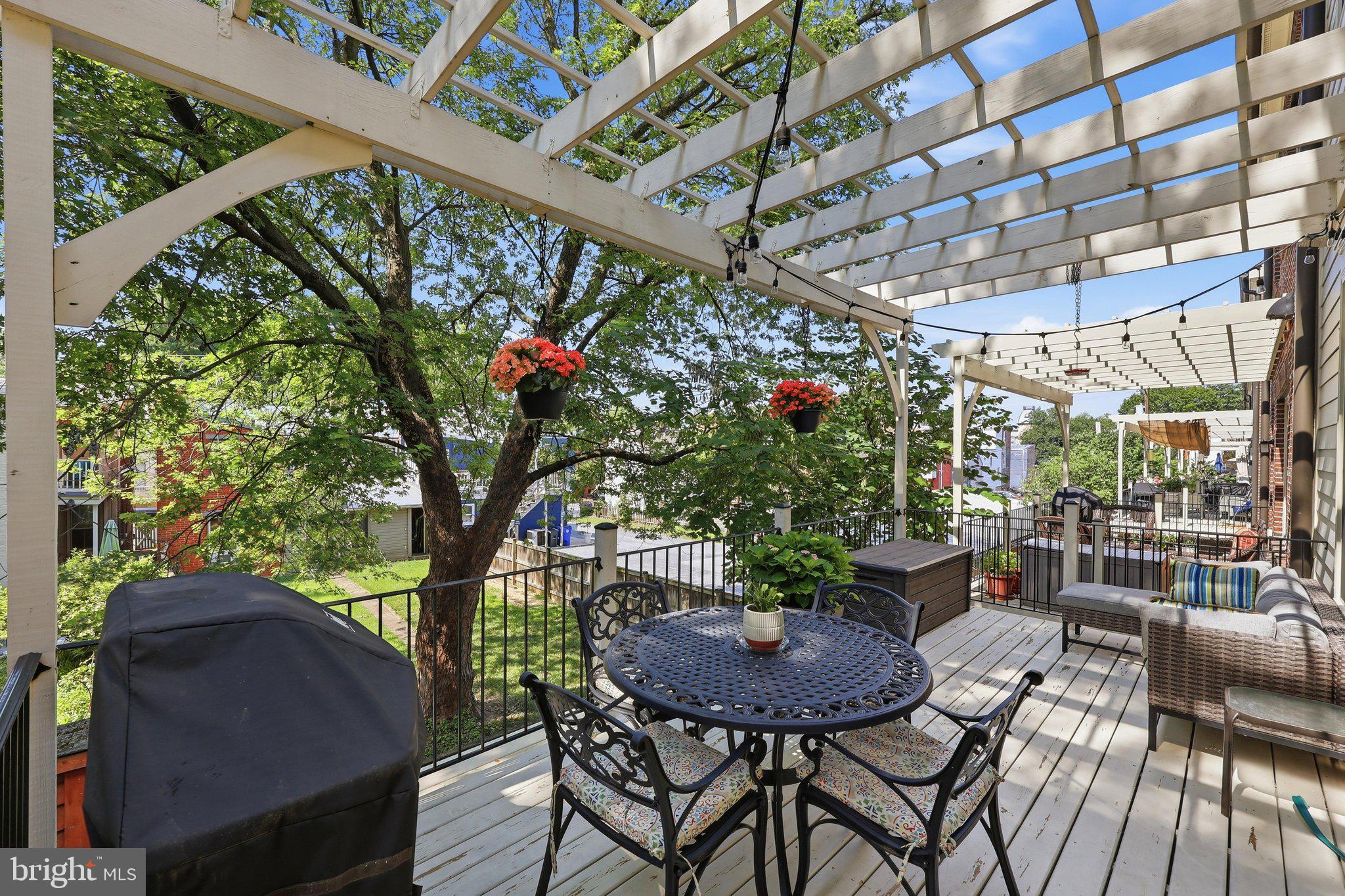 49 Maxwell Square Frederick, MD 21701 - Photo 39 of 51 Deck