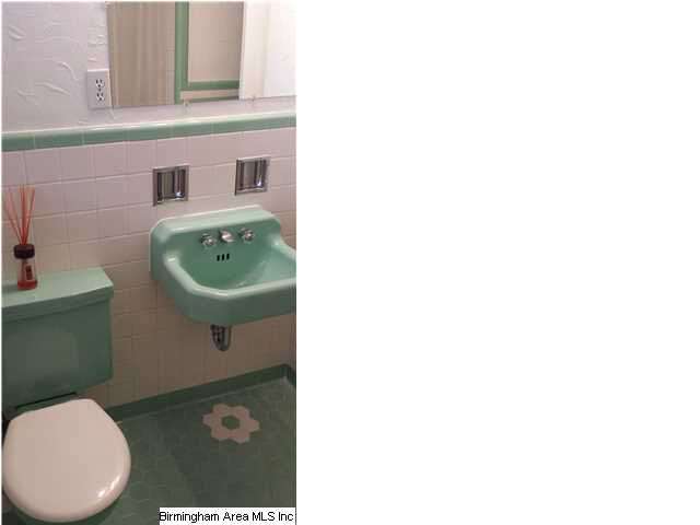 145 Ridgemoor Drive Homewood, AL 35209 - Photo 19 of 20