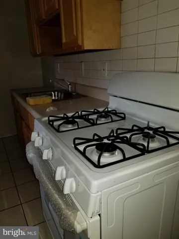 $1,800 | 1264 Decatur Street, Camden, NJ 08104