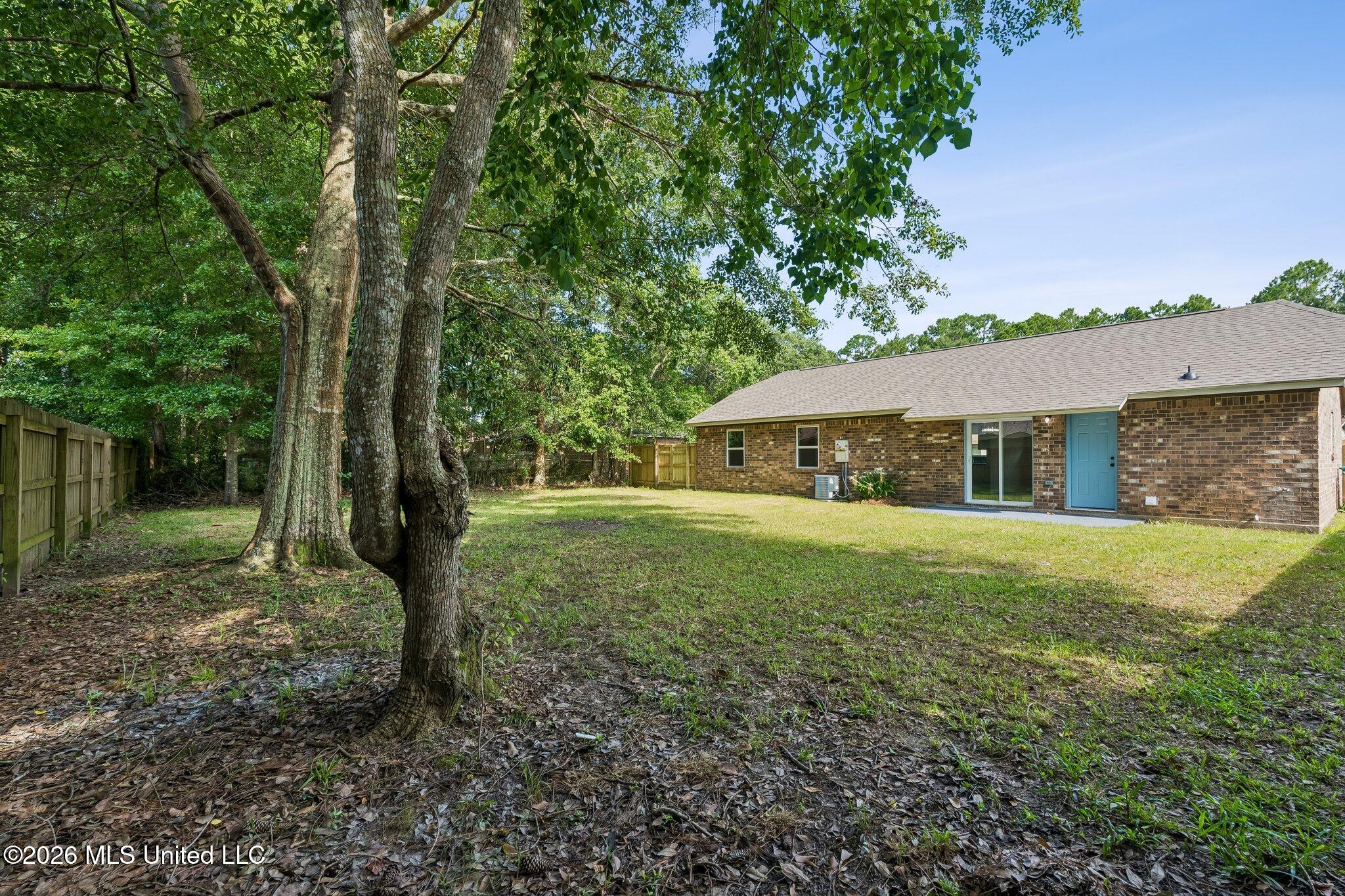 1401 Timber Lane Road Gautier, MS 39553 - Photo 3 of 15 013 3