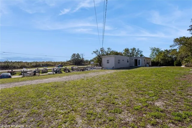 a view of a outdoor space