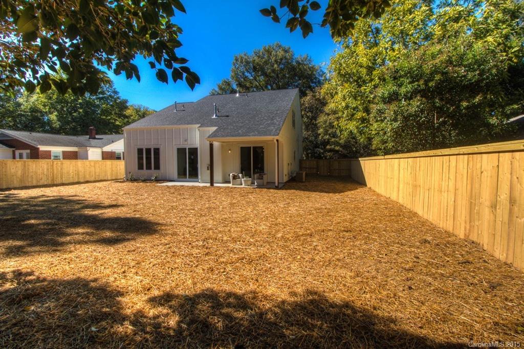 1632 Longfellow Street Charlotte, NC 28205 - Photo 23 of 24 a view of a house with a snow yard