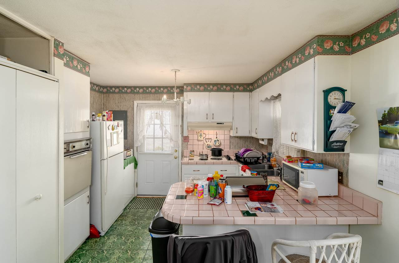 1412 North King Charles Road Raleigh, NC 27610 - Photo 11 of 23 Photo 11