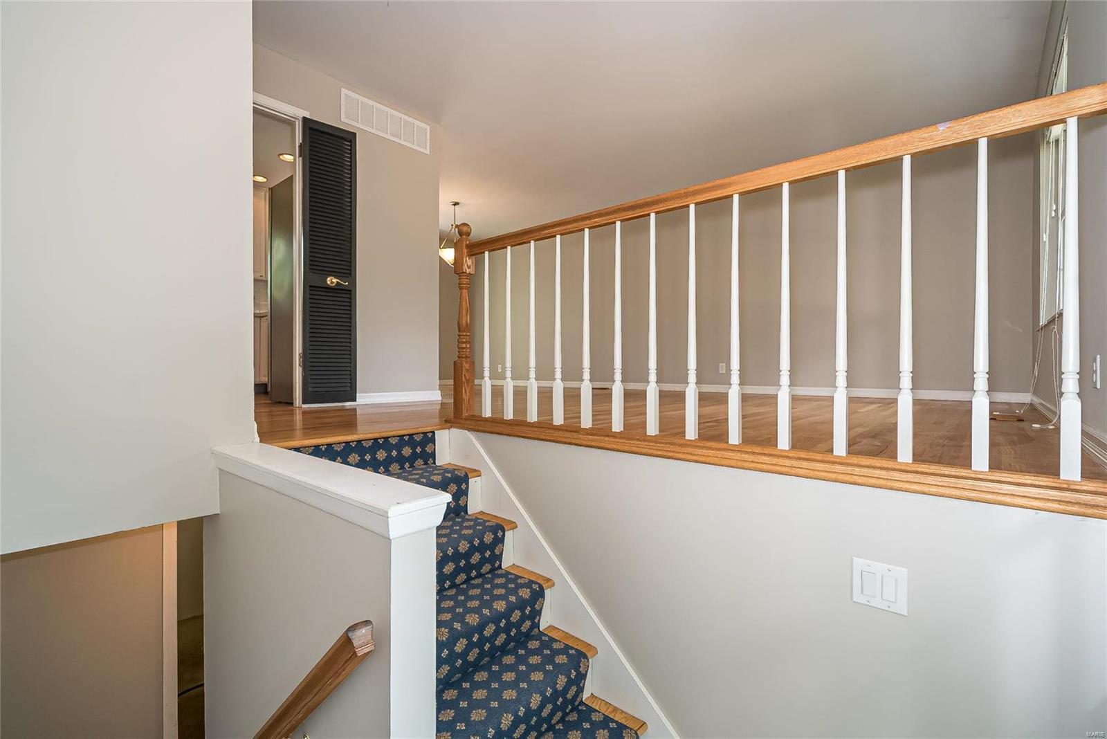 515 Ranch Drive Manchester, MO 63011 - Photo 9 of 44 Gallery Image 9