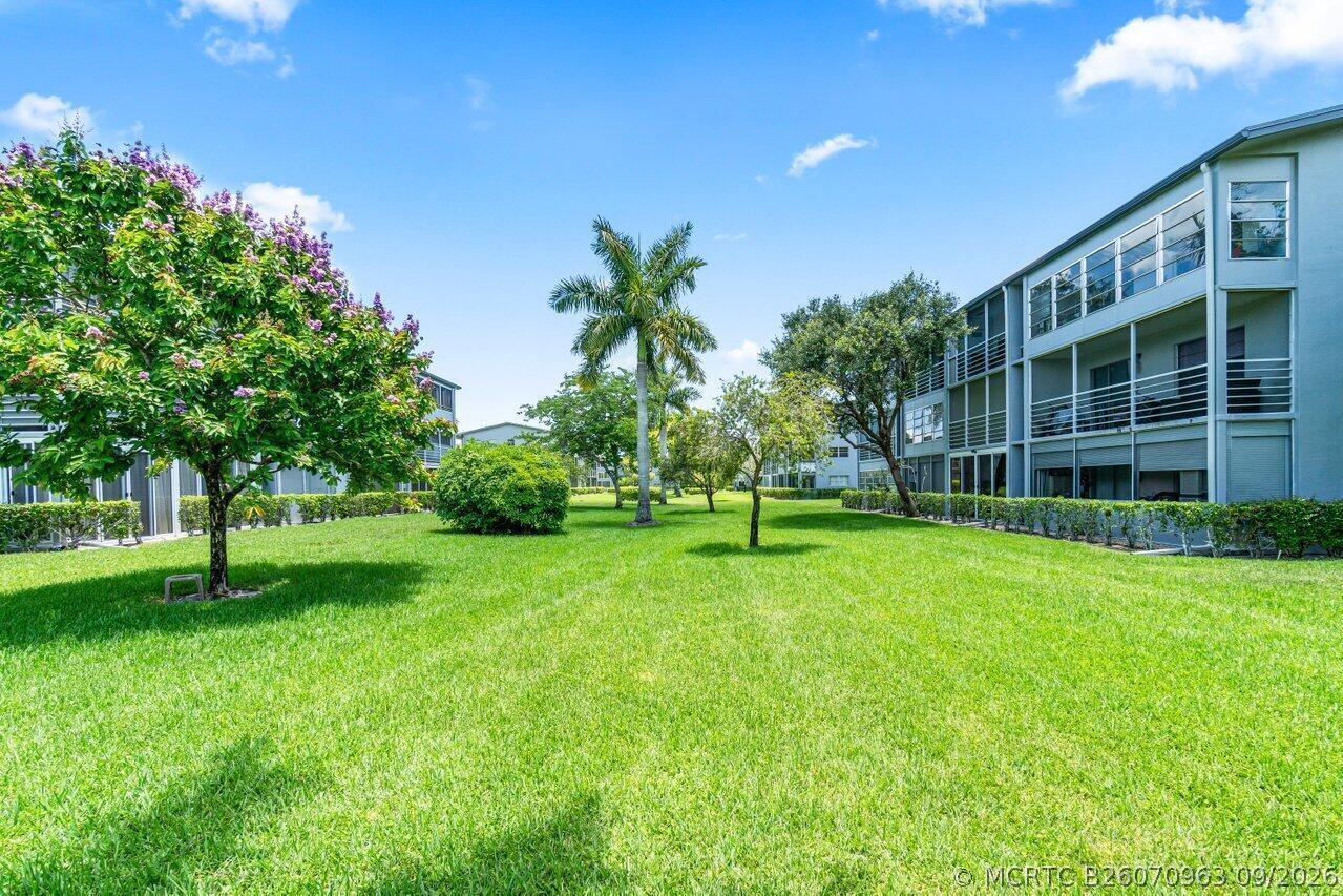 68 Suffolk B, Unit 680 Boca Raton, FL 33434 - Photo 16 of 22 View 1