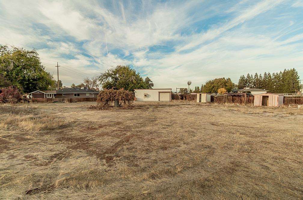 5662 North McCall Avenue Clovis, CA 93619 - Photo 31 of 34