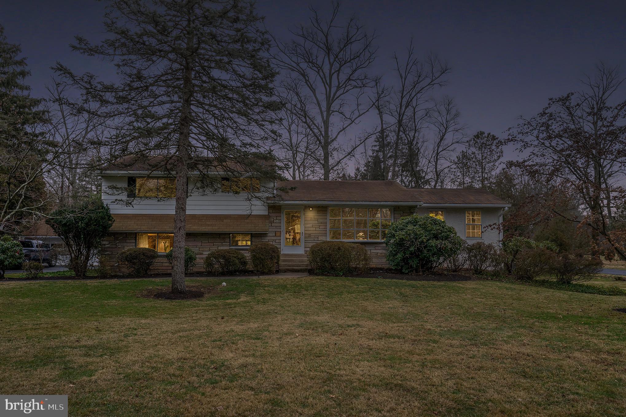 678 Cathcart Road Blue Bell, PA 19422 - Photo 4 of 85 Gallery Image 4