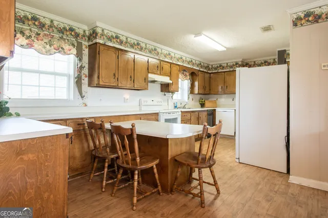 $269,900 | 596 Teakwood Road, Alma, GA 31510