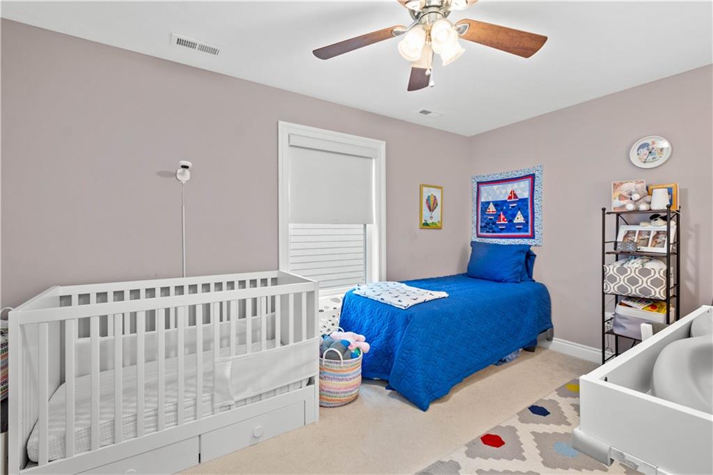 225 Meridan Street Pittsburgh, PA 15211 - Photo 19 of 25 a bedroom with furniture and a window
