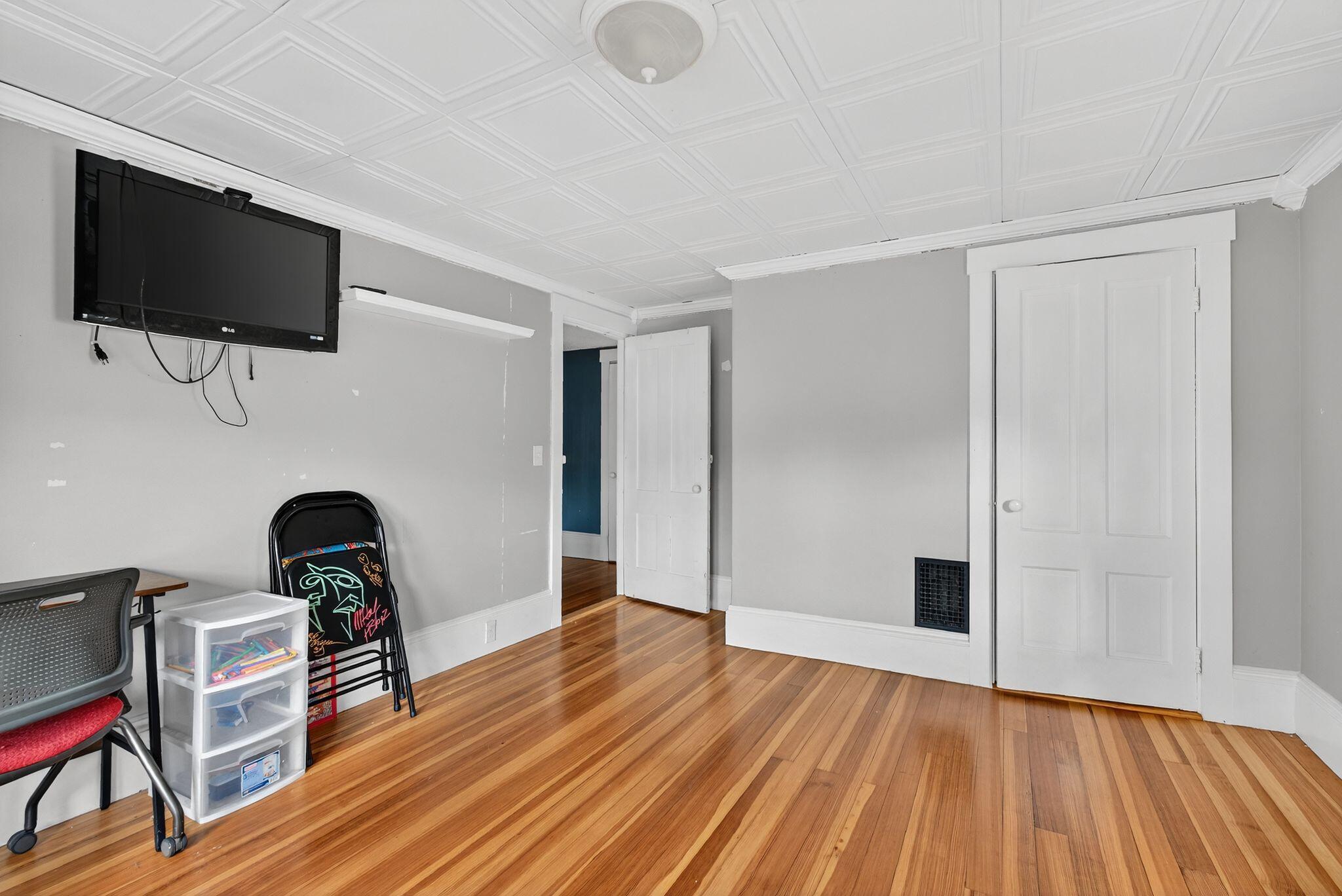 117 Temple Street Saco, ME 04072 - Photo 26 of 49 46_DSC08988