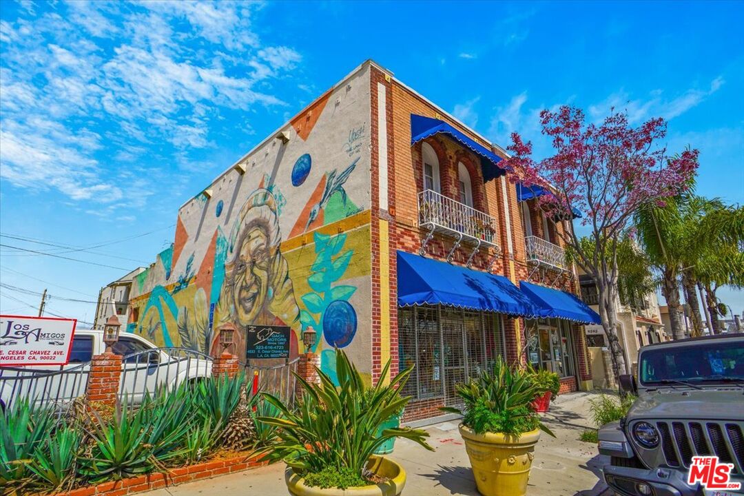 4537 East Cesar E Chavez Ave  