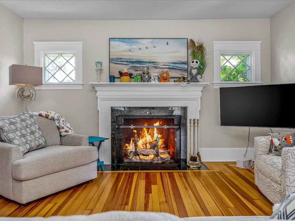 1102 Buttonwoods Avenue Warwick, RI 02886 - Photo 2 of 17 Living Room with Fur flooring