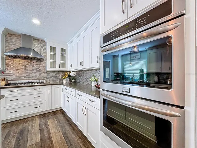 $594,000 | 611 Greenbriar Drive, Brandon, FL 33511