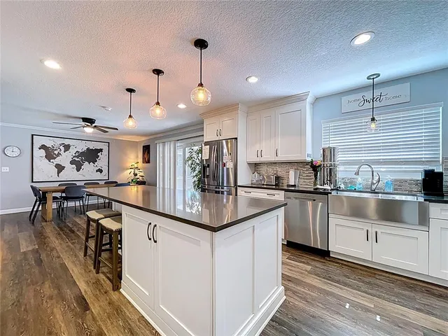 $594,000 | 611 Greenbriar Drive, Brandon, FL 33511