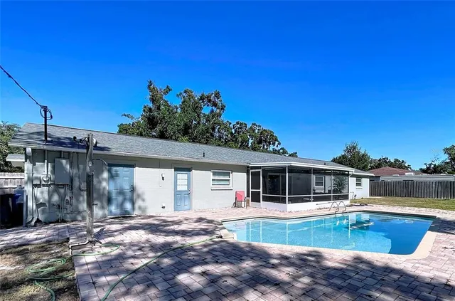 $594,000 | 611 Greenbriar Drive, Brandon, FL 33511