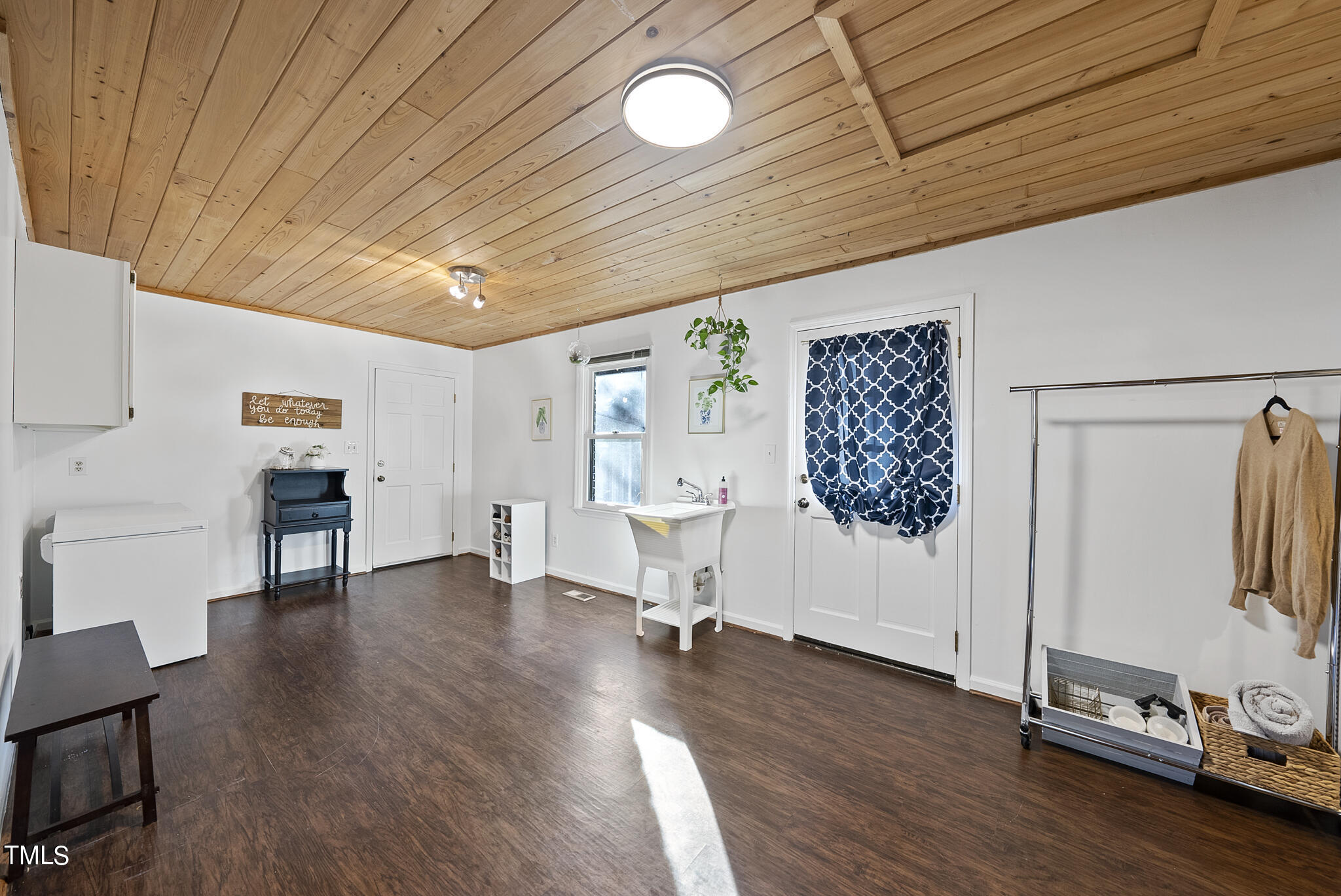 4701 Oak Park Road Raleigh, NC 27612 - Photo 33 of 52 DSC06388