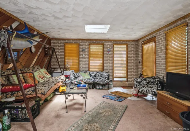 $1,350,000 | 898 West Broadway, Woodmere, NY 11598