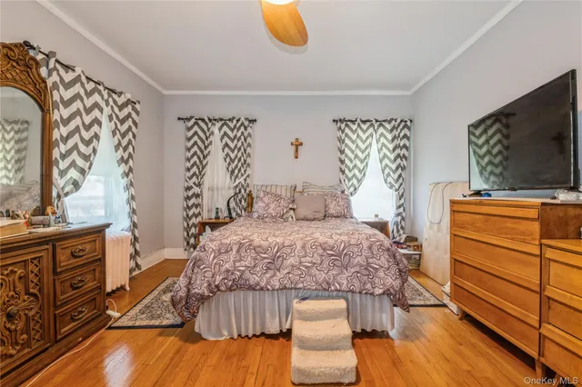 $1,350,000 | 898 West Broadway, Woodmere, NY 11598