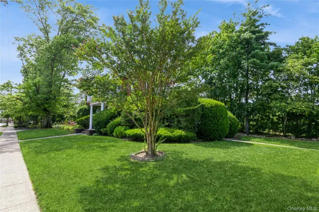 $1,350,000 | 898 West Broadway, Woodmere, NY 11598