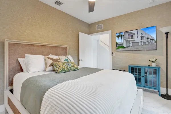 $7,000 | 1371 North Ocean Boulevard, Pompano Beach, FL 33062