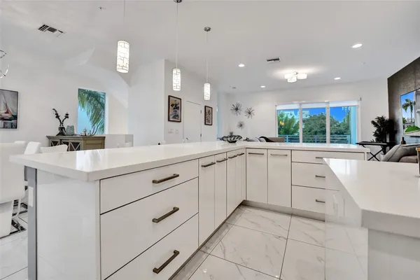 $7,000 | 1371 North Ocean Boulevard, Pompano Beach, FL 33062
