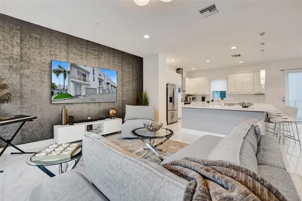 $7,000 | 1371 North Ocean Boulevard, Pompano Beach, FL 33062