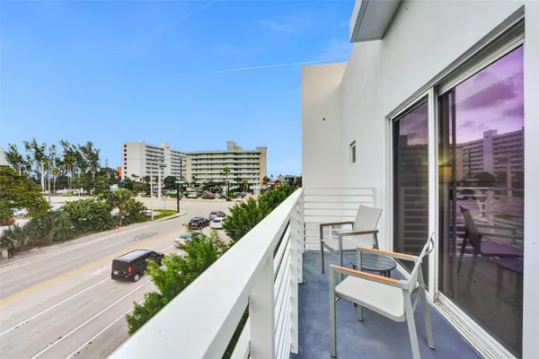 $7,000 | 1371 North Ocean Boulevard, Pompano Beach, FL 33062