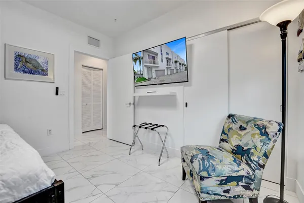 $7,000 | 1371 North Ocean Boulevard, Pompano Beach, FL 33062