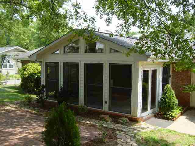 612 Parkins Mill Road Greenville, SC 29607 - Photo 7 of 9