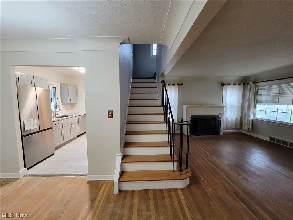 11919 Granger Road Cleveland, OH 44125 - Photo 6 of 34 Gallery Image 6
