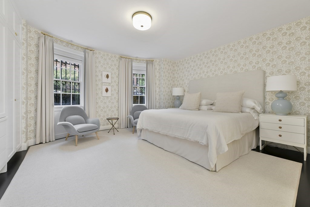 360 Beacon Street, Unit 1 Boston, MA 02116 - Photo 14 of 22