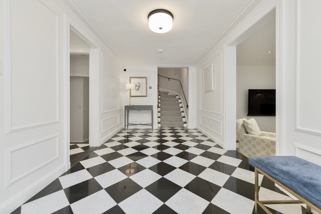 360 Beacon Street, Unit 1 Boston, MA 02116 - Photo 16 of 22
