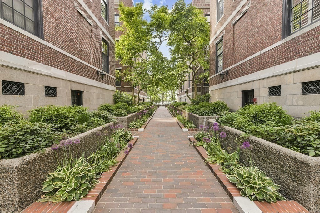 360 Beacon Street, Unit 1 Boston, MA 02116 - Photo 17 of 22
