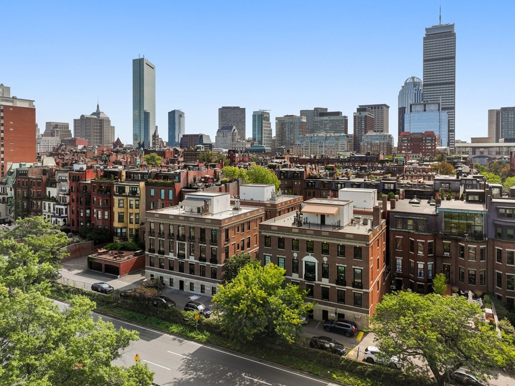 360 Beacon Street, Unit 1 Boston, MA 02116 - Photo 21 of 22