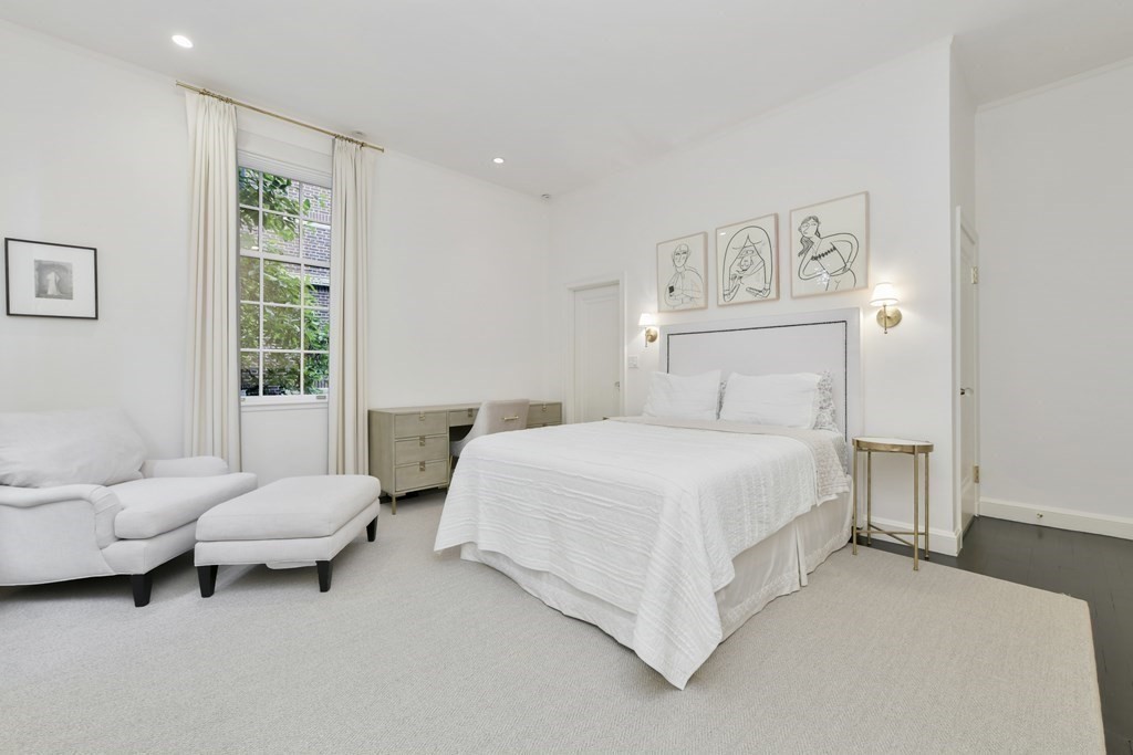 360 Beacon Street, Unit 1 Boston, MA 02116 - Photo 9 of 22