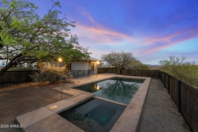 $950,000 | 235 West Via Tortuga Drive, Wickenburg, AZ 85390
