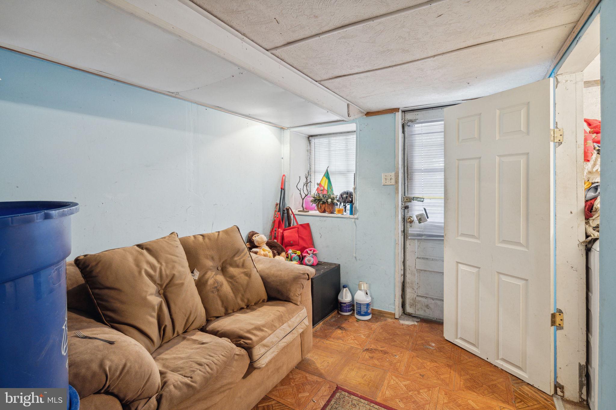 141 Wellington Road Upper Darby, PA 19082 - Photo 19 of 29