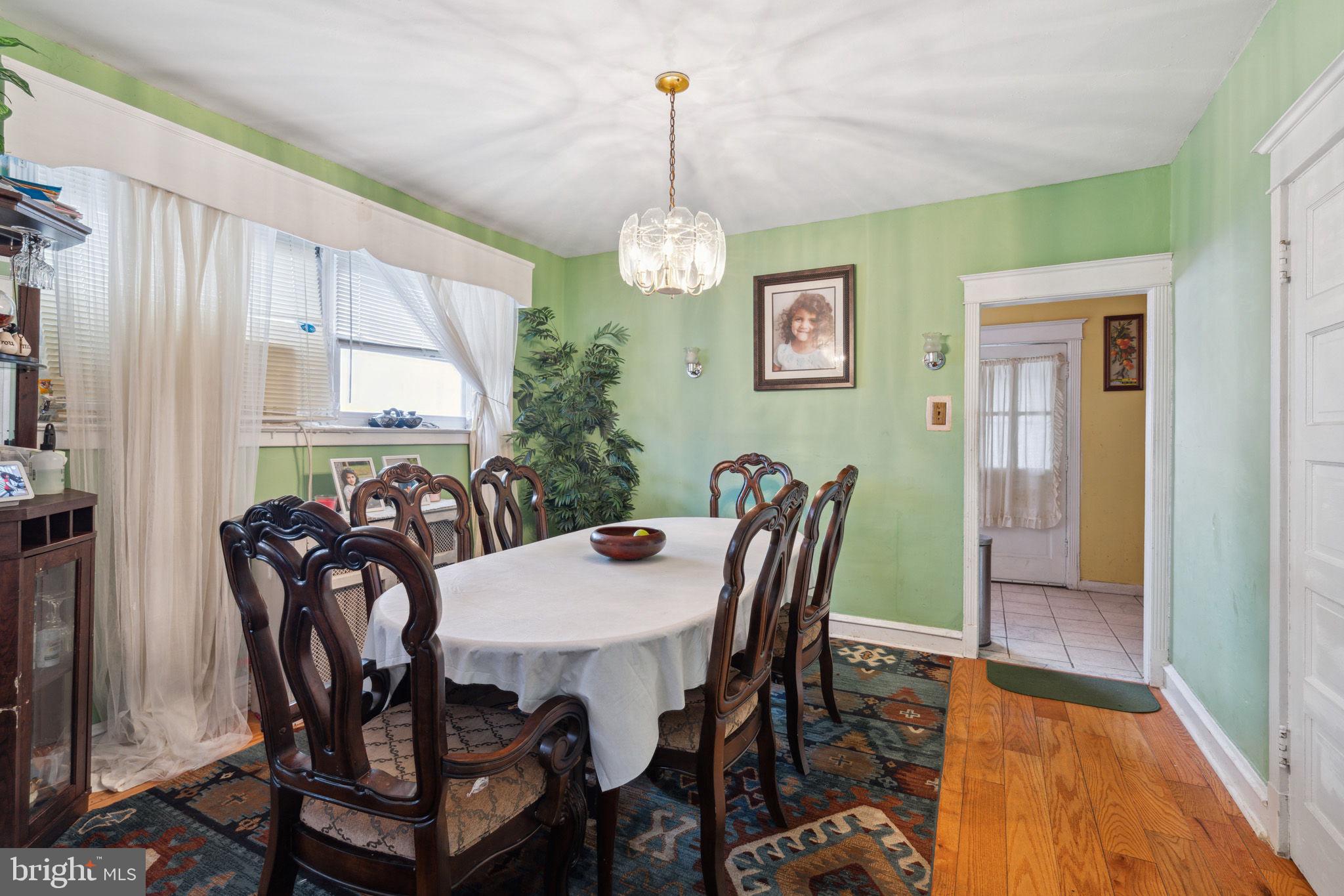 141 Wellington Road Upper Darby, PA 19082 - Photo 8 of 29