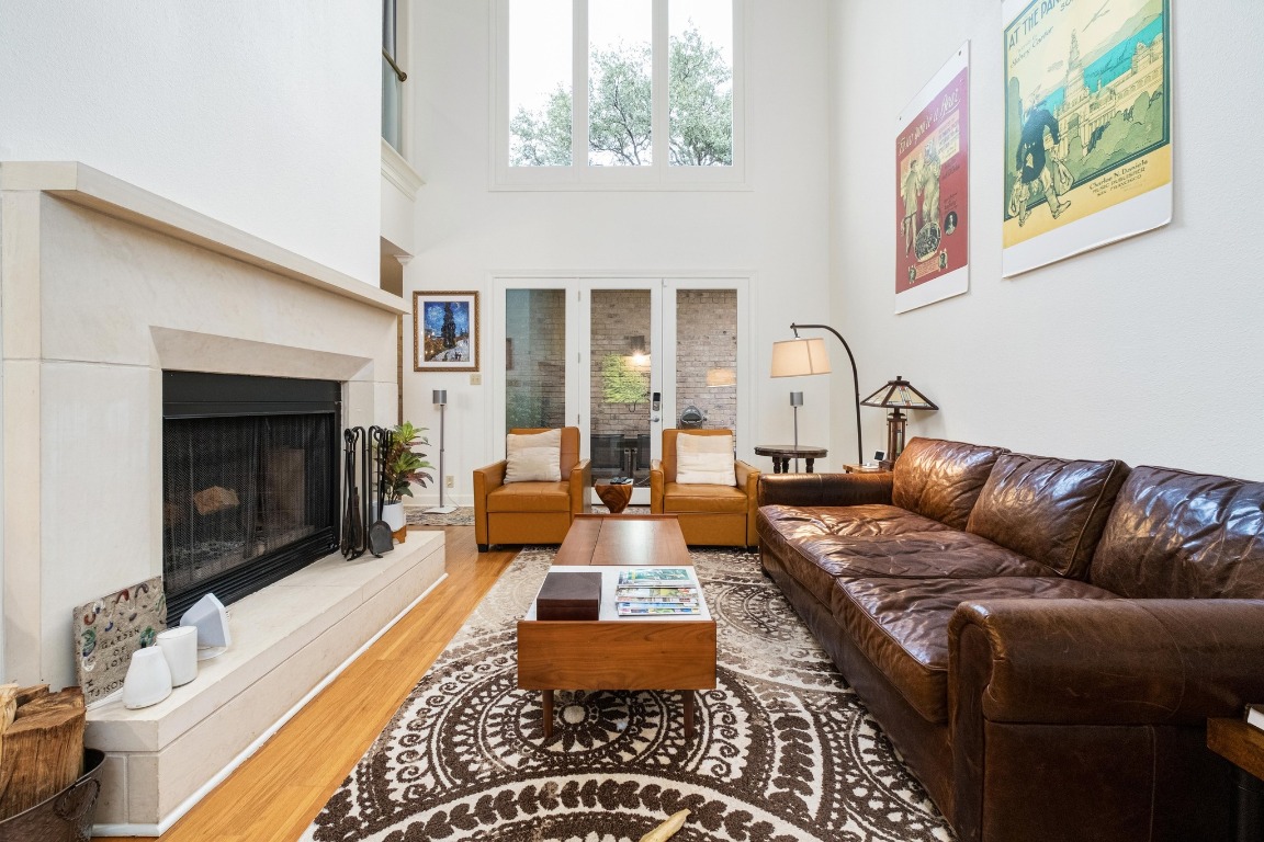 Welcome to 902 W 18th St Unit B in Austin's Original Neighborhood, Judges Hill .